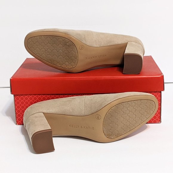 NWT Kelly & Katie Light Taupe Microsuede Pumps, Chunky Heels, Rounded, 7.5 - Picture 6 of 8